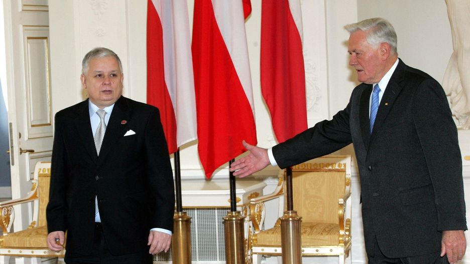 Spotkanie prezydentów Lecha Kaczyńskiego i Valdasa Adamkusa w Wilnie w 2006 r.