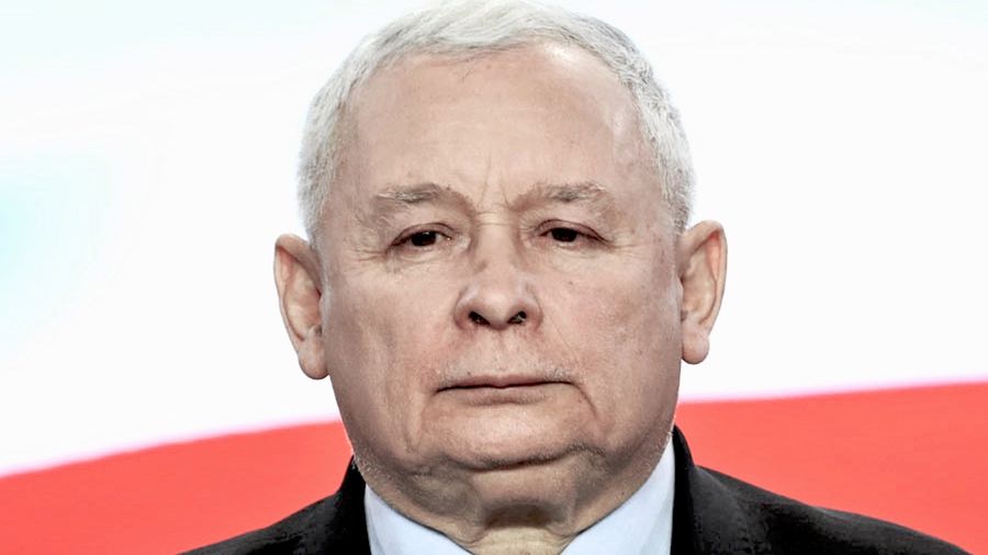 Kaczyński podczas obchodów miesięcznicy smoleńskiej powiedział, że Polska będzie może samotną wyspą, ale jednocześnie wyspą wolności i tolerancji