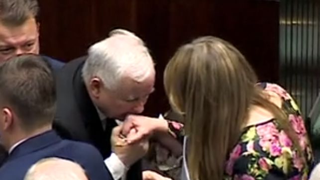 Katarzyna Piekarska i Jarosław Kaczyński są w sejmowym zespole ds. zwierząt