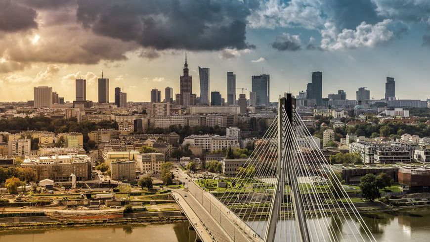 Smog Warszawa - 11 grudnia: umiarkowane powietrze w stolicy, dobre w aglomeracji