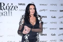 Kuszący dekolt Kayah. Piosenkarka zadała szyku na czerwonym dywanie