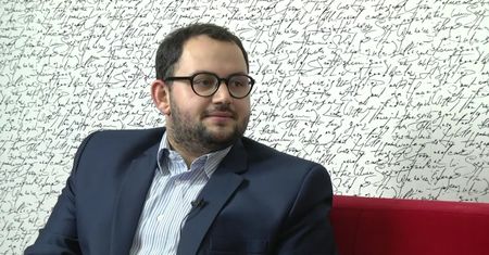 Urodzony w Armenii kandydat Porozumienia na radnego: dostałem w ryj spotem PiS