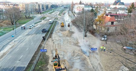 Warszawa po awarii sieci ciepłowniczej. Ogrzewanie prawie we wszystkich dzielnicach stolicy