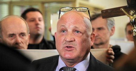 Piotr Rybak jednak trafi do więzienia? Sąd cofnął mu dozór elektroniczny