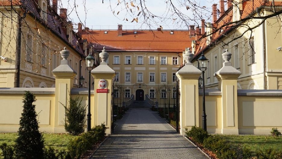 Rybnik. Sprawca pobicia sędzi usłyszał zarzuty.