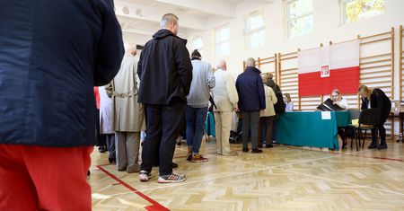 Kolejny pijany członek komisji wyborczej