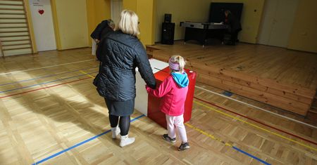 Wybory samorządowe 2018. PKW wyjaśnia kto może zostać radnym