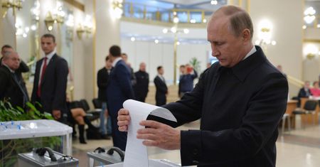 Wyborcze karuzele Putina. Tak się fałszuje wybory w Rosji
