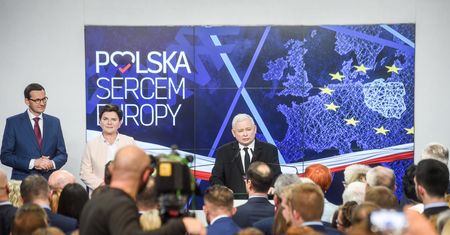 Ministrowie i wiceministrowie lecą do Brukseli. Karuzela nazwisk już ruszyła