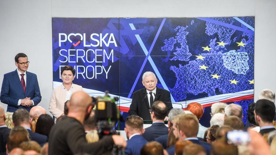 Wieczór wyborczy w siedzibie Prawa i Sprawiedliwości