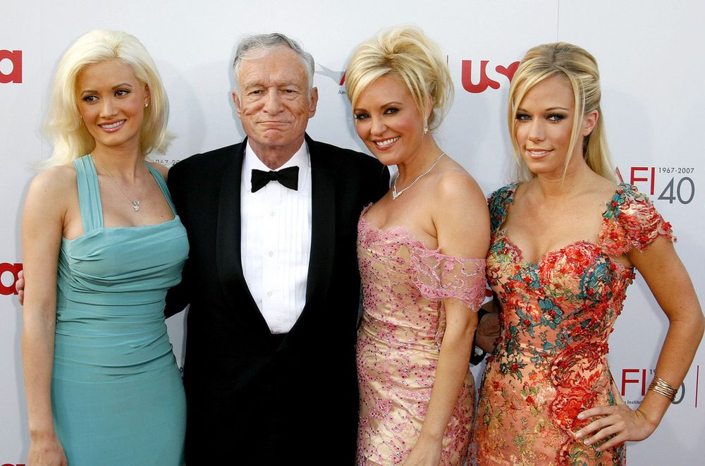 Hugh Hefner w ciężkim stanie? "Wygląda, jakby schudł 40 kilogramów"