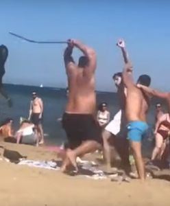 Barcelona. Krwawe wakacje na plaży. Turysta walczył metalowym prętem