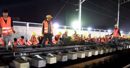 Remonty na kolejach nie muszą trwać wiecznie. Chińczykom wystarczyło 9 godzin