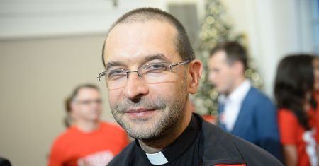 Ks. Jacek Stryczek przerywa milczenie. "Zastanawiam się, czy jestem jeszcze ludziom potrzebny"