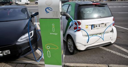 W 2020 roku w Polsce powstanie 6 tys. punktów ładowania dla samochodów elektrycznych