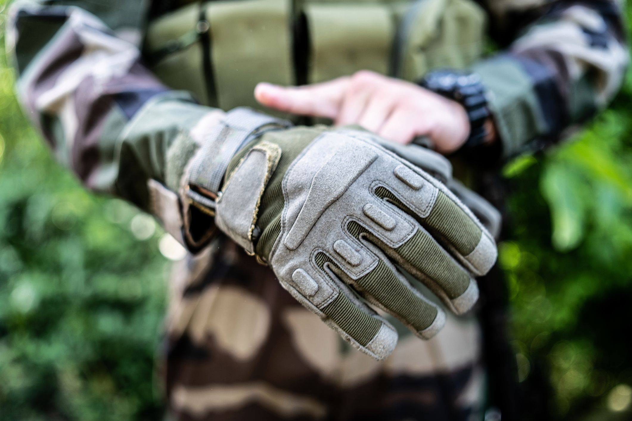Rękawice przydadzą się nie tylko survivalowcom