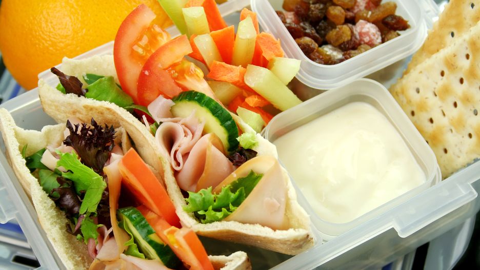 Catering dietetyczny to dobre rozwiązanie dla osób, które są na diecie redukcyjnej