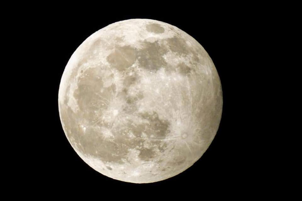 Pełnia księżyca 10 stycznia. "Wilczy Księżyc" w Zakopanem 