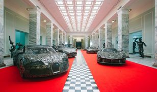 Wystawa modeli samochodów zbudowanych ze złomu. Niezwykłe rzeźby wymyślone przez Polaka