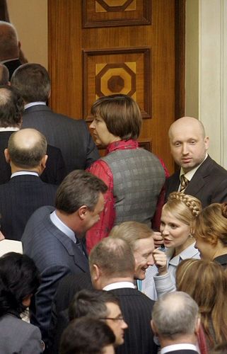 Ukraińska opozycja opuściła parlament