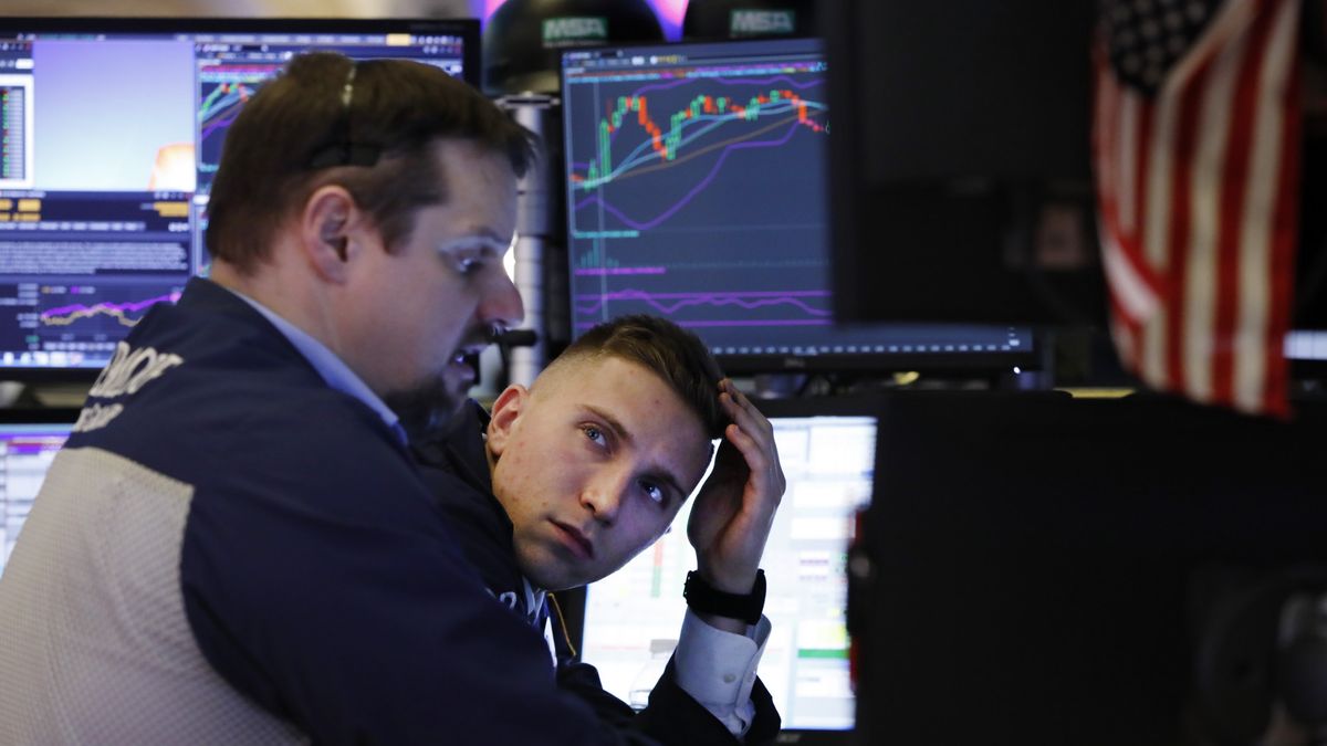 Znaczny wzrost bezpośrednich inwestycji zagranicznych w Polsce, ale spadek tych polskich za granicą