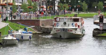 Podamy ci nazwę jeziora, a ty odgadnij, jakie miasto nad nim leży. Wszyscy wykładają się na 7. pytaniu