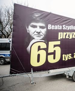 PO urządza "Konwój wstydu" z wizerunkami ministrów. Radni PiS szykują odpowiedź
