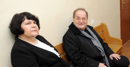 Interwencja posłanki Sobeckiej nic nie dała. Uczelnia już szuka chętnych