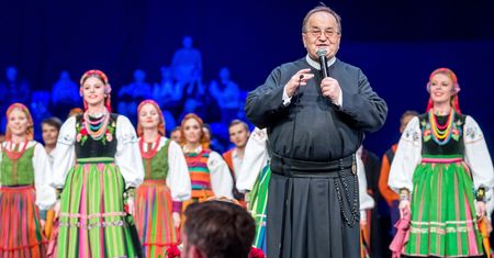 "Kaczyński obraził się na Rydzyka". Pokazał to w weekend