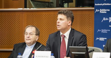 Wybory do Sejmu. Zaufani politycy od ojca Tadeusza Rydzyka zniknęli