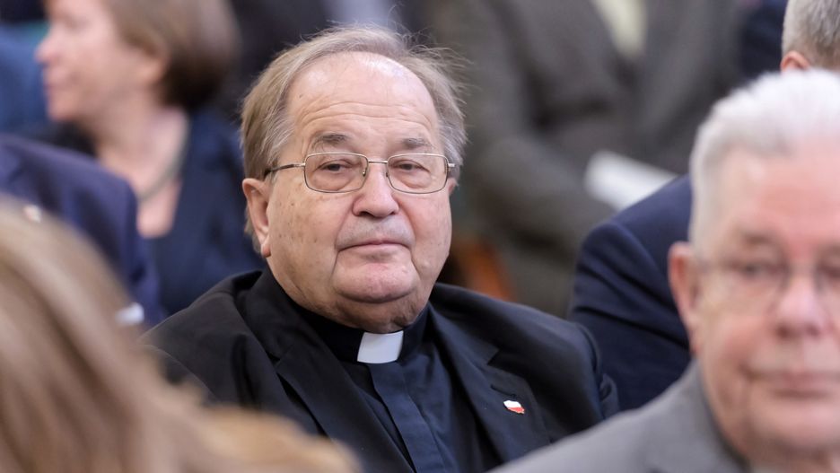 Choć politycy PiS dementują, za nową partią ma stać o. Tadeusz Rydzyk