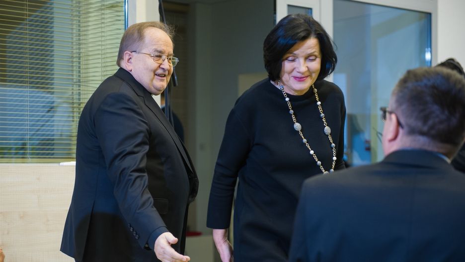 Teraz to Lidia Kochanowicz-Mańk bije się o interesy ojca Rydzyka