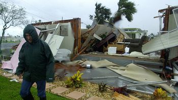 Zniszczony dom w Sebastian na Florydzie