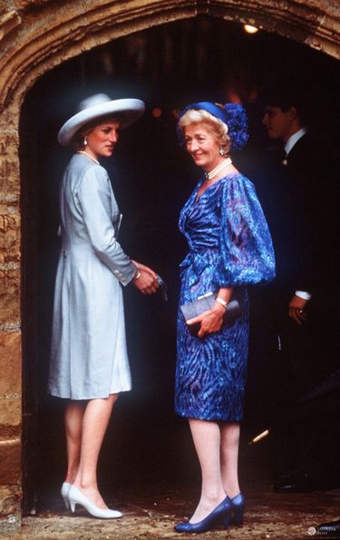 Księżna Diana ze swoją matką Frances Shand Kydd (fot. ONS)