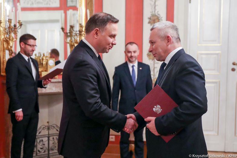 Kancelaria Prezydenta w poniedziałek poinformowała o decyzji Andrzeja Duda dotyczącej zmiany przedstawiciela w KNF