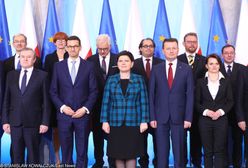 Nagrody rządu Szydło "wypłacone na gębę". Zabrakło legalnej podkładki