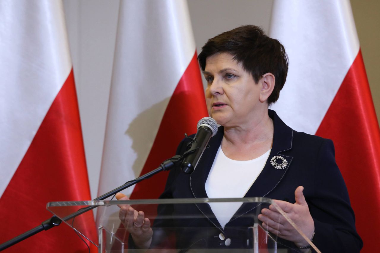 Więcej nagród od Szydło. Odeszli w atmosferze skandalu, dostali po 29 tys. zł