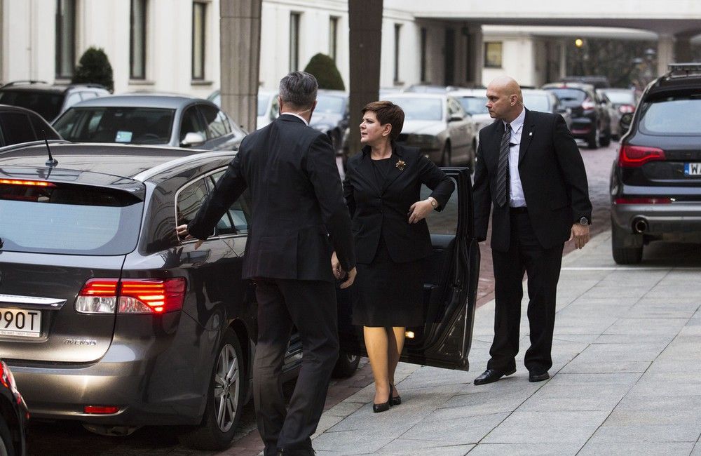 Szydło już w czwartek jechała w rodzinne strony. Tak przedłuża sobie weekendy
