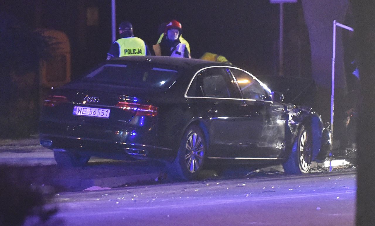 Znany los limuzyny, którą w Oświęcimiu rozbiła się Szydło. "Przez prawie dwa lata stoi na kółkach"