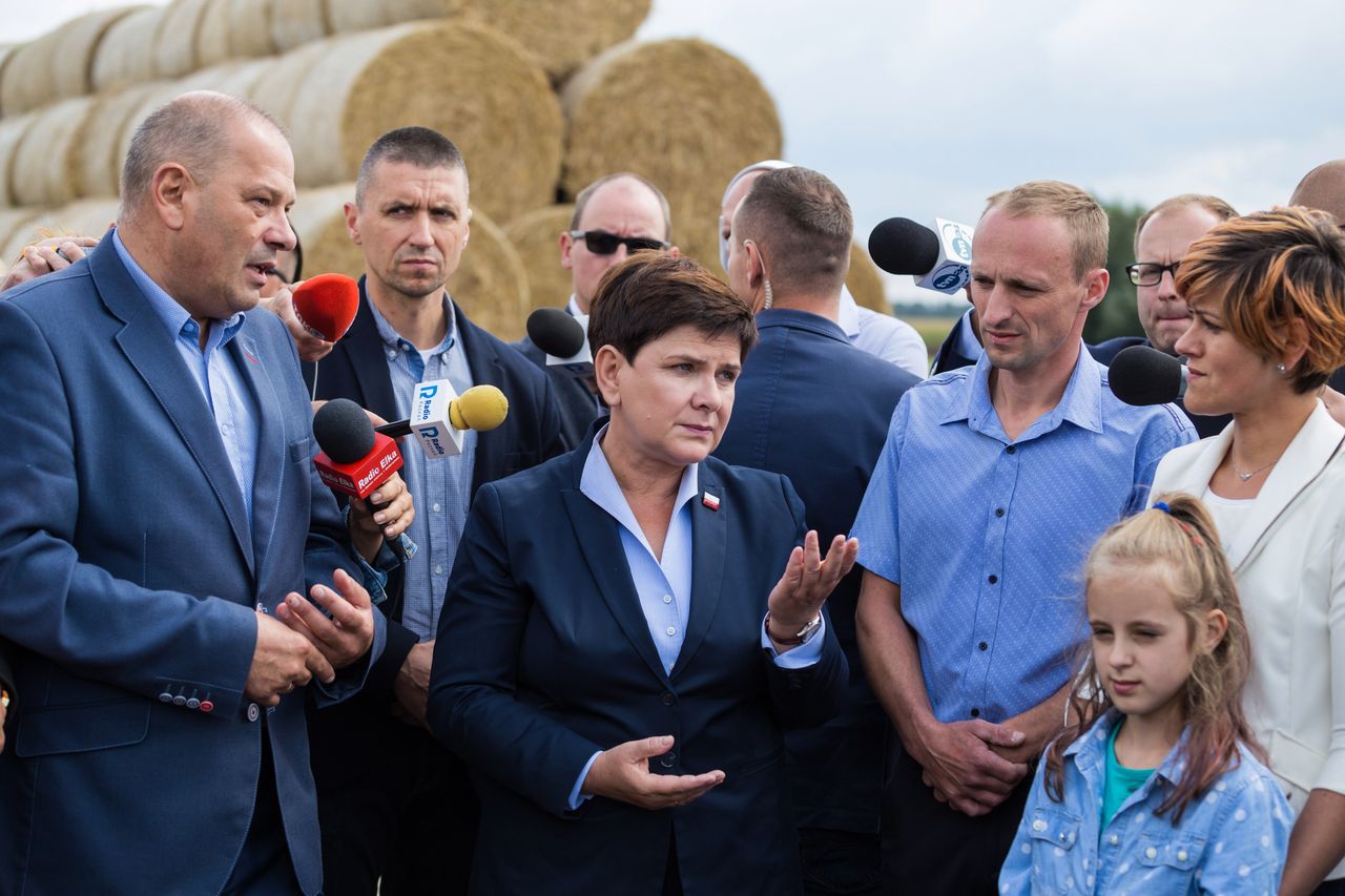 Pomoc po nawałnicach. Rząd zadowolony z siebie, Polacy z niego już nie