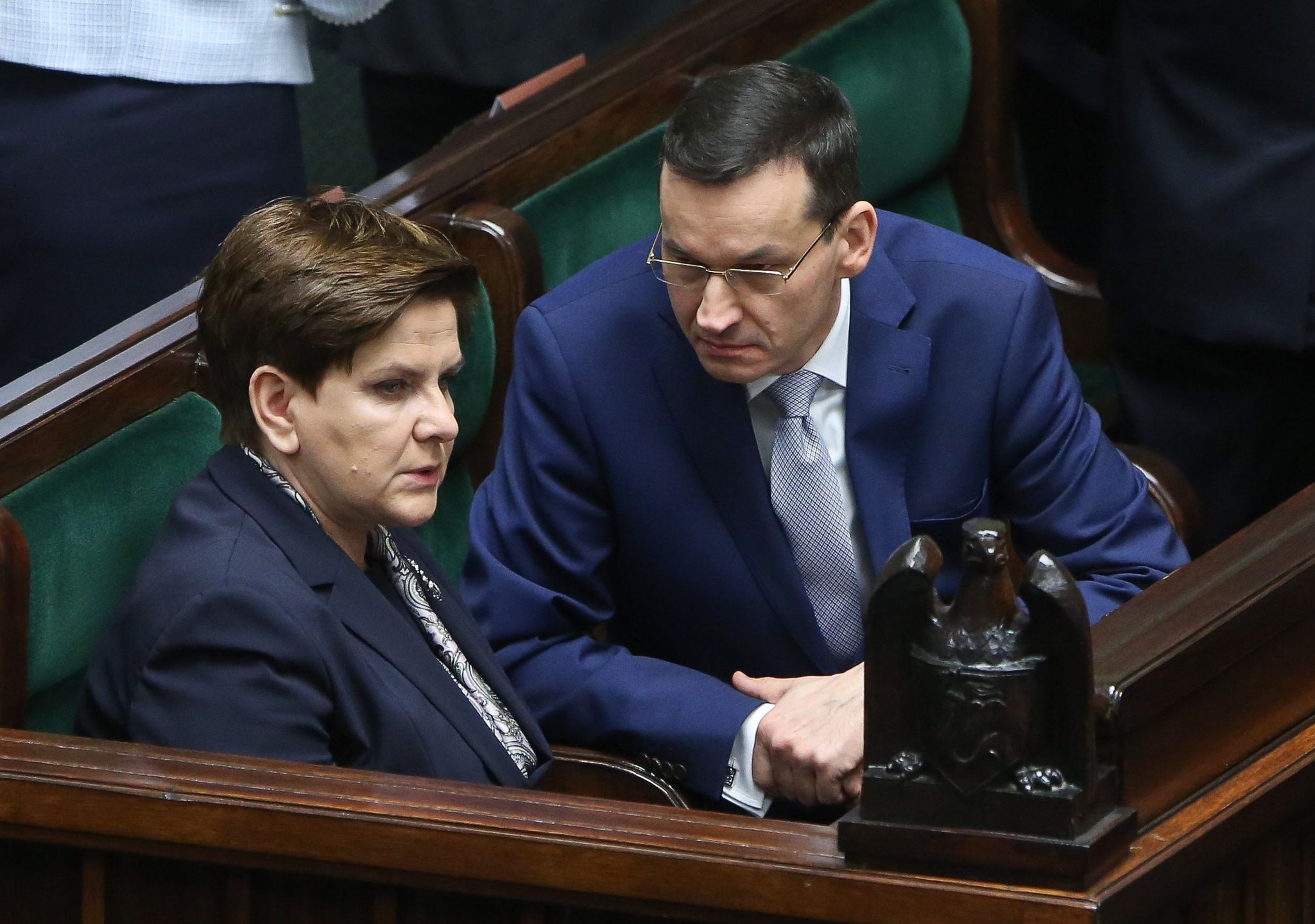 Beata Szydło czy Mateusz Morawiecki? Kto jest lepszym premierem?