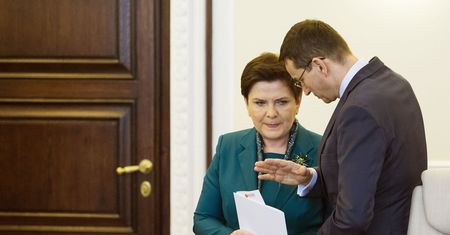 Okrągły stół ws. edukacji. Morawiecki: cztery obszary rozmów