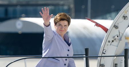 Platforma sprawdzi loty Beaty Szydło. Zabierała rodzinę na pokład?