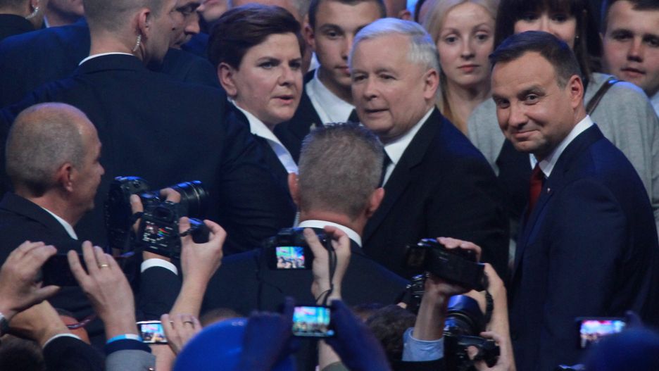 Beata Szydło, Jarosław Kaczyński i prezydent Andrzej Duda podczas konwencji Prawa i Sprawiedliwości 20 czerwca 2015 roku.