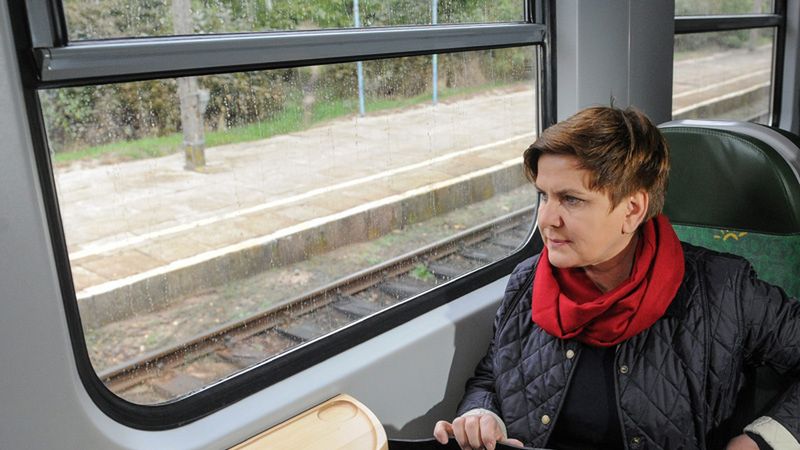 Na nowym rozkładzie skorzysta nie tylko premier Beata Szydło