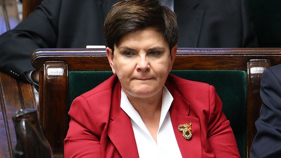 Podle potraktowana na odchodnym Szydło odnajdzie się kiedyś jako surowy krytyk PiS