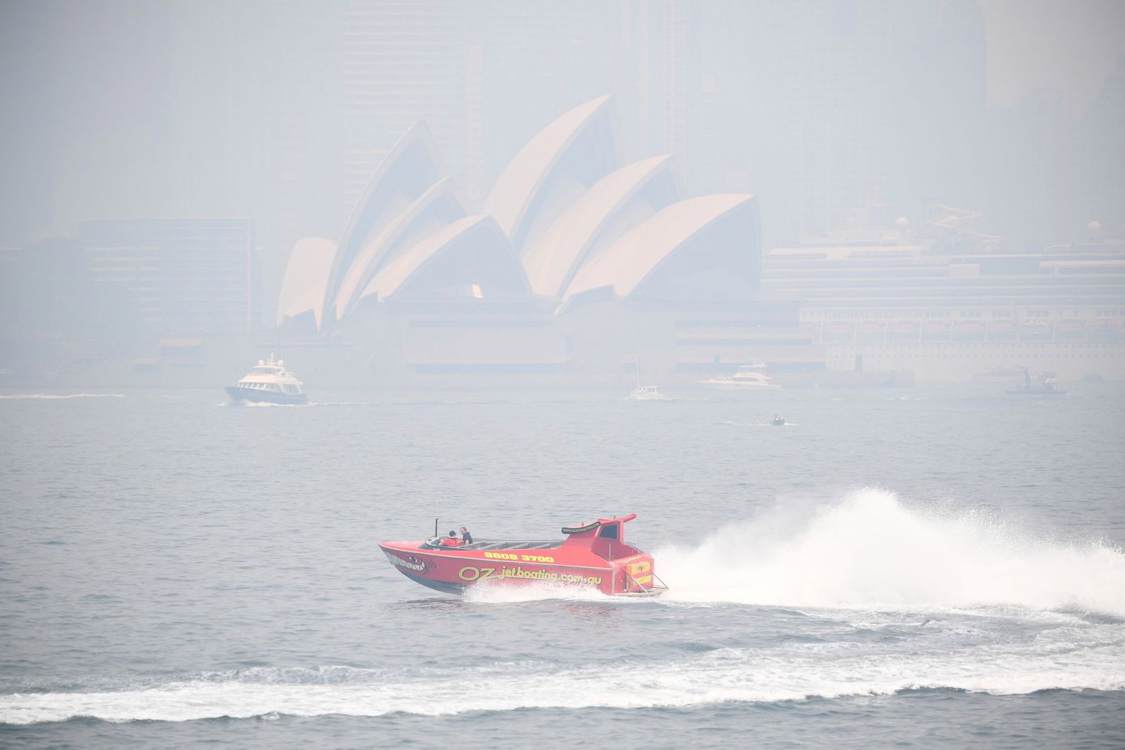 "Katastrofalna" sytuacja w Australii. Media piszą o pierścieniu ognia wokół Sydney