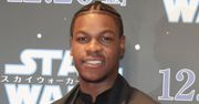 "Gwiezdne wojny": John Boyega zdobył się na piękny gest. Kupił rodzicom dom