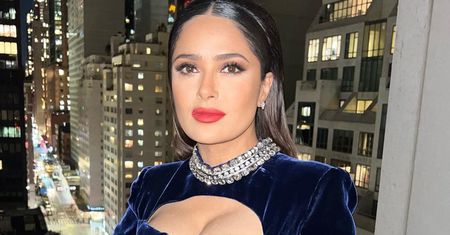55-letnia Salma Hayek pokazała, jak wygląda bez makijażu. Z lupą można szukać pierwszych oznak upływającego czasu