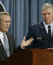 Rumsfeld i Myers: nie ma przerwy, są działania